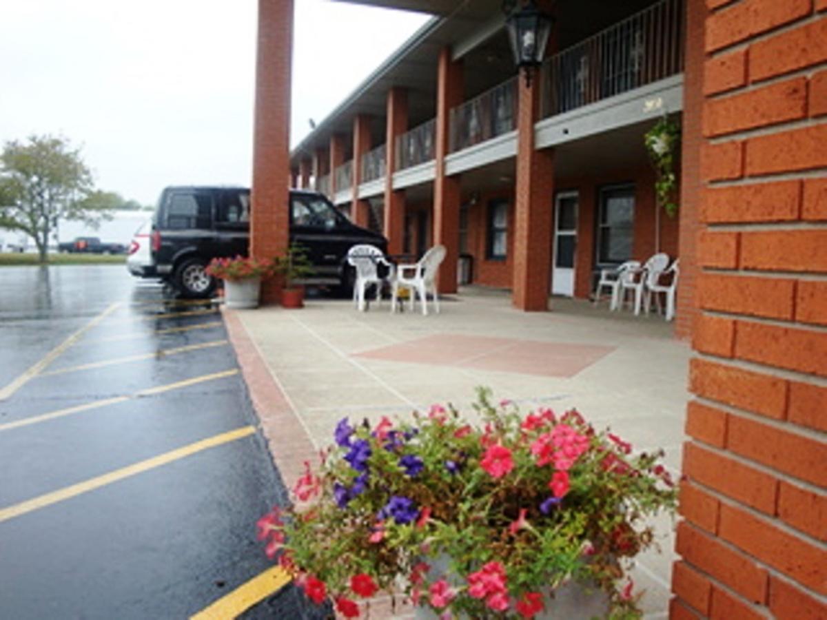 Travel Inn & Suites Frankfort Kültér fotó